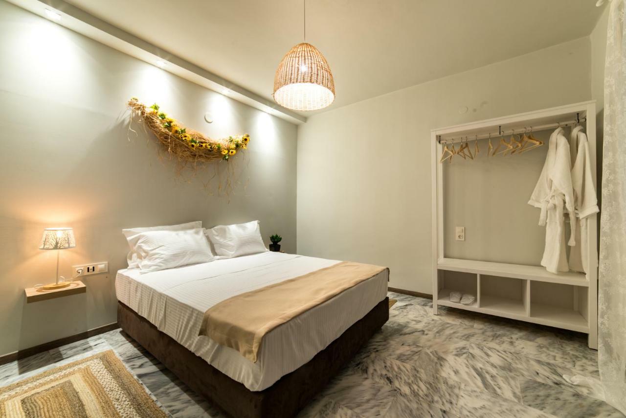 Oinoelia Luxury Suites & Residence Potos Exterior foto