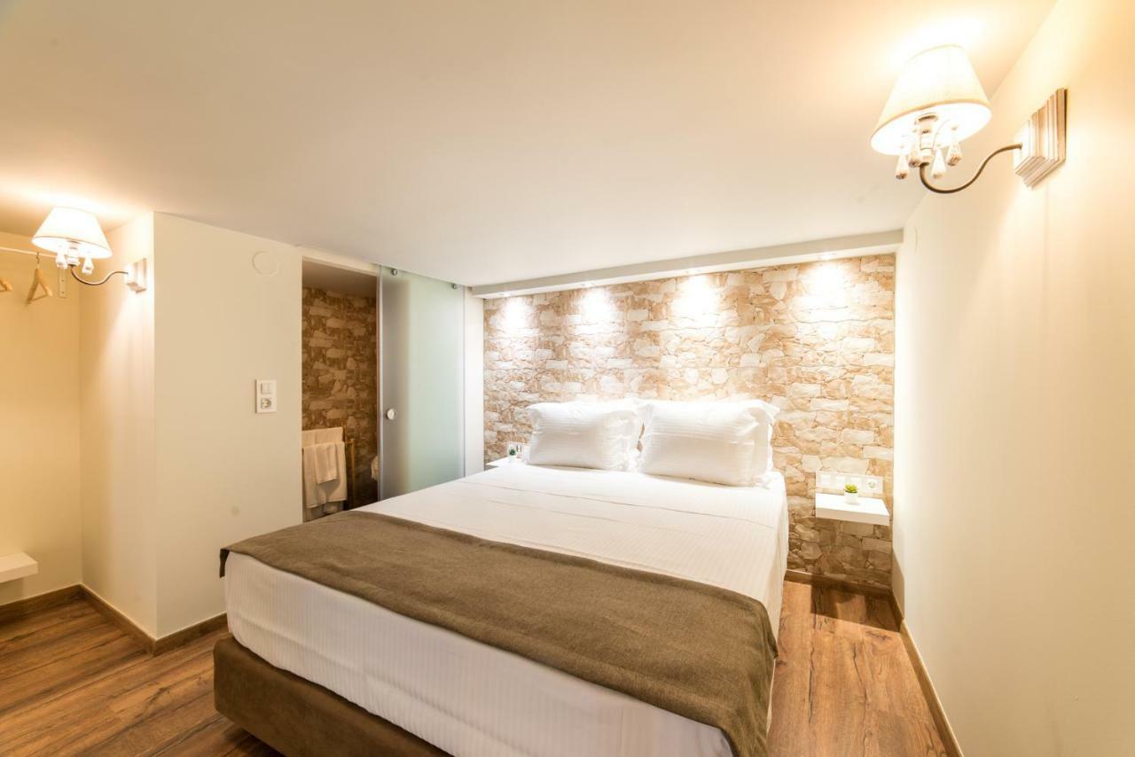 Oinoelia Luxury Suites & Residence Potos Exterior foto