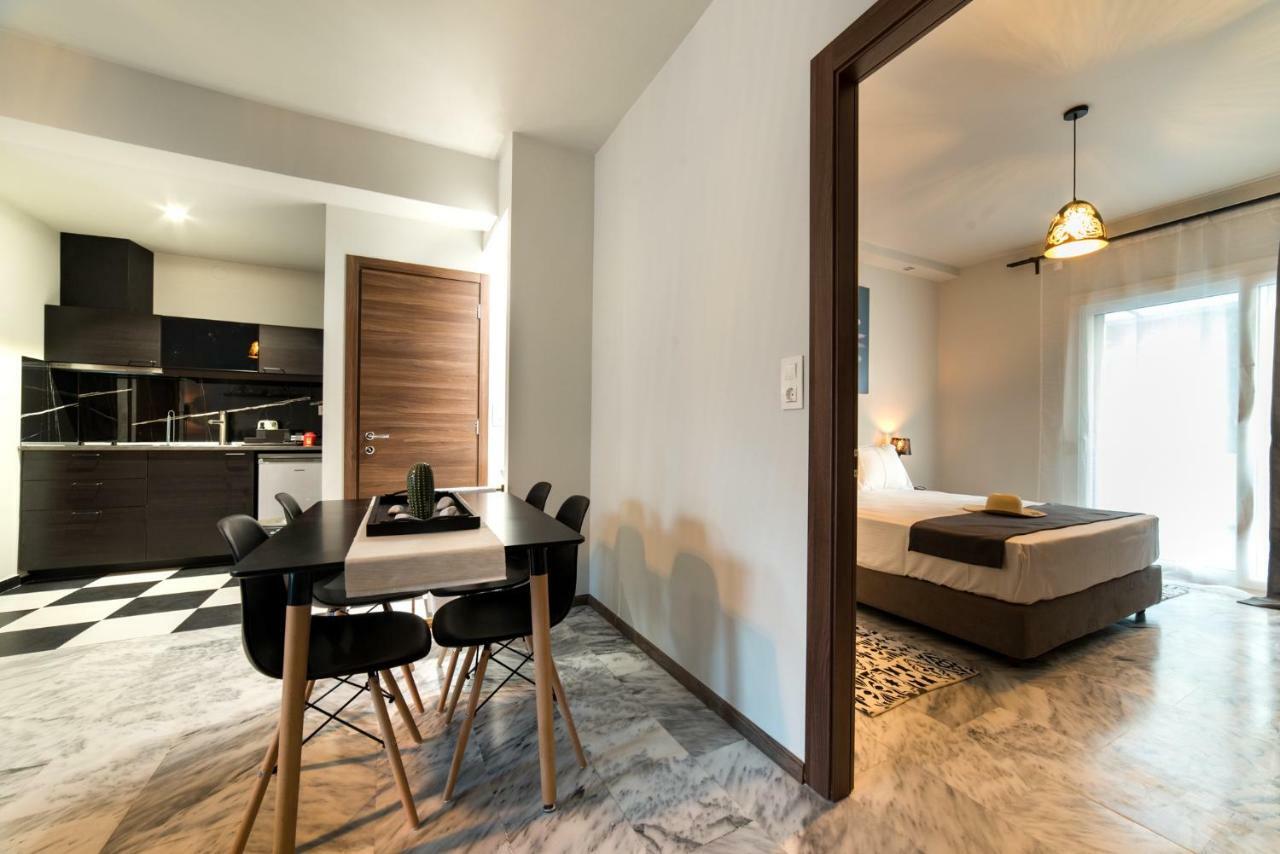 Oinoelia Luxury Suites & Residence Potos Exterior foto